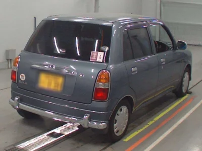 Daihatsu MIRA