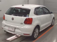 Volkswagen POLO лот № 38077 оценка 4.5  с аукциона в Японии 1