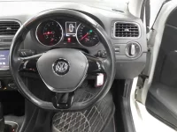 Volkswagen POLO лот № 38077 оценка 4.5  с аукциона в Японии 6