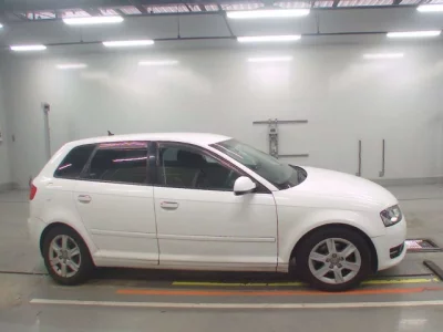 Audi A3  с аукциона в Японии