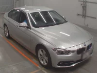 BMW 3-Series лот № 38055 оценка 4  с аукциона в Японии 4