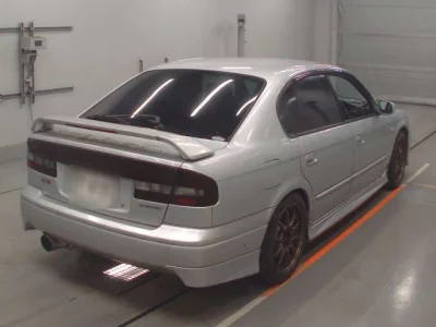 Subaru LEGACY B4  с аукциона в Японии