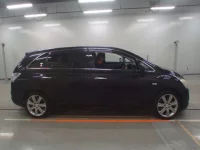 Toyota MARK X ZIO лот № 30365 оценка 3.5  с аукциона в Японии 2