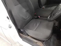 Toyota HIACE VAN лот № 30321 оценка 3  с аукциона в Японии 7