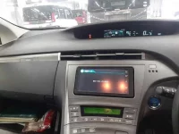 Toyota PRIUS PHV лот № 30316 оценка 3.5  с аукциона в Японии 8