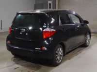 Toyota RACTIS лот № 2280 оценка 3.5  с аукциона в Японии 1