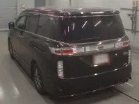 Nissan ELGRAND лот № 30336 оценка 4  с аукциона в Японии 5