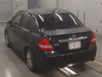 Nissan TIIDA LATIO лот № 10223 оценка 3  с аукциона в Японии 5