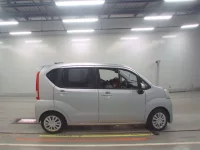 Subaru STELLA лот № 90010 оценка 4  с аукциона в Японии 2