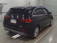 Mercedes-Benz B CLASS лот № 38091 оценка 3.5  с аукциона в Японии 1