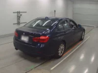 BMW 3-Series лот № 38106 оценка 3.5  с аукциона в Японии 1