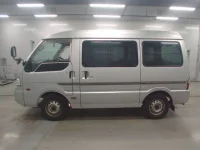 Mazda BONGO VAN лот № 10212 оценка 3  с аукциона в Японии 3
