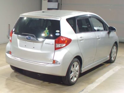 Subaru TREZIA