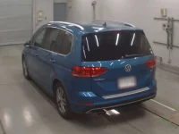 Volkswagen GOLF TOURAN лот № 38107 оценка 4.5  с аукциона в Японии 5