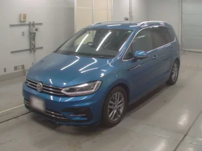 Volkswagen GOLF TOURAN