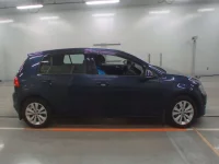 Volkswagen GOLF лот № 38089 оценка 4  с аукциона в Японии 2