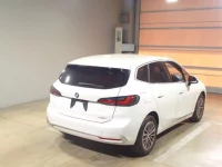 BMW 2-Series лот № 32019 оценка 4.5  с аукциона в Японии 1