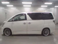 Toyota VELLFIRE лот № 30356 оценка 3.5  с аукциона в Японии 3