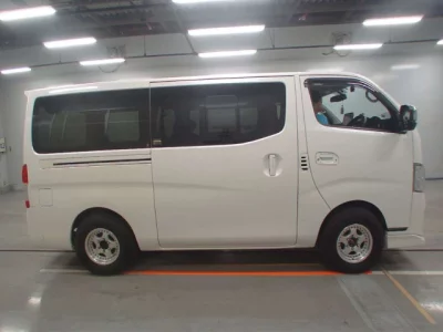 Nissan CARAVAN VAN
