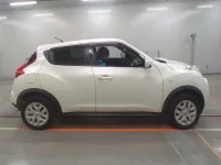 Nissan JUKE лот № 30354 оценка 4  с аукциона в Японии 2
