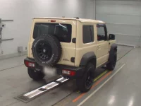 Suzuki JIMNY SIERRA лот № 30404 оценка 4.5  с аукциона в Японии 1