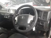 Toyota HIACE VAN лот № 30416 оценка R  с аукциона в Японии 6