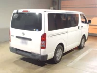 Toyota HIACE VAN лот № 62086 оценка 3.5  с аукциона в Японии 1