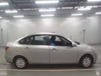 Nissan SYLPHY лот № 10259 оценка 3.5  с аукциона в Японии 2