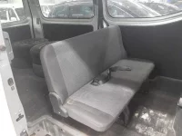 Nissan CARAVAN VAN лот № 30428 оценка 3  с аукциона в Японии 9