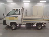 Toyota LITE ACE TRUCK лот № 30455 оценка 3  с аукциона в Японии 3