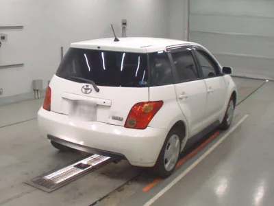 Toyota IST