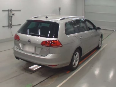 Volkswagen GOLF VARIANT