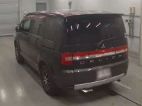 Mitsubishi DELICA D5 лот № 30508 оценка 3.5  с аукциона в Японии 5