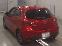 Mazda DEMIO лот № 30499 оценка 3.5  с аукциона в Японии 5