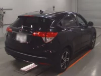 Honda VEZEL лот № 30502 оценка 3.5  с аукциона в Японии 1