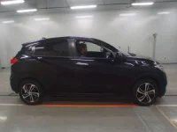Honda VEZEL лот № 30502 оценка 3.5  с аукциона в Японии 2