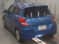 Suzuki SWIFT лот № 30509 оценка 4  с аукциона в Японии 5