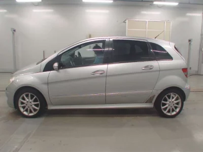 Mercedes-Benz B CLASS