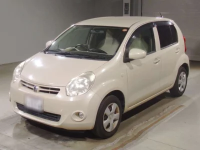 Toyota PASSO  с аукциона в Японии
