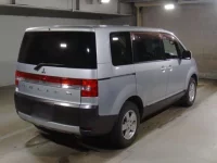 Mitsubishi DELICA D5 лот № 7020 оценка 3  с аукциона в Японии 1