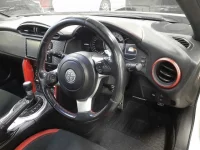 Toyota GT 86 лот № 30554 оценка 4  с аукциона в Японии 6