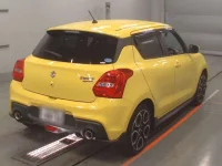 Suzuki SWIFT лот № 30573 оценка 4.5  с аукциона в Японии 1