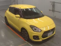 Suzuki SWIFT лот № 30573 оценка 4.5  с аукциона в Японии 4