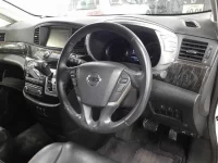 Nissan ELGRAND лот № 30612 оценка 4  с аукциона в Японии 6