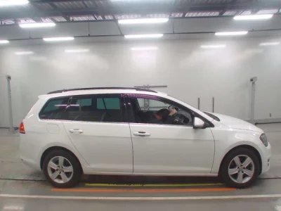 Volkswagen GOLF VARIANT