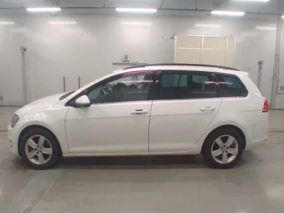 Volkswagen GOLF VARIANT