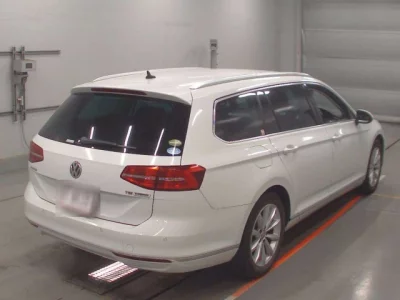 Volkswagen PASSAT VARIANT