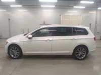 Volkswagen PASSAT VARIANT лот № 38162 оценка 4.5  с аукциона в Японии 3