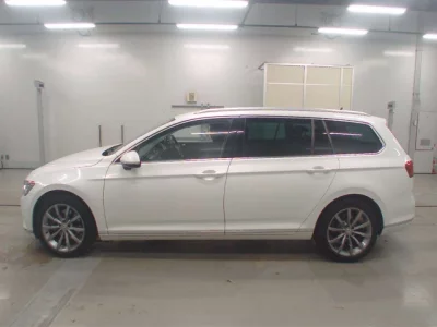 Volkswagen PASSAT VARIANT