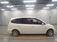 Honda STREAM лот № 10421 оценка 3  с аукциона в Японии 2